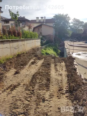 УСЛУГИ С БОБКАТ/МИНИ ЧЕЛЕН ТОВАРАЧ И ВИЛИЦИ, снимка 12 - Кърти, чисти, извозва - 49614771