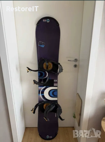 Пълен сноуборд комплект - дъска,обувки,яке,панталон,каска,очила, ръкавици