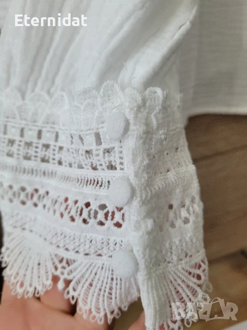 Бяла блуза памучна материя с дантела , снимка 3 - Блузи с дълъг ръкав и пуловери - 50656207