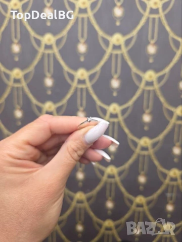 Златен пръстен с диамант, снимка 2 - Пръстени - 54030761