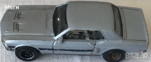 Колекционерска Количка Matchbox 1968 Ford Mustang GT CS – Сребърен – Колекционерски Модел, снимка 2 - Колекции - 46988288