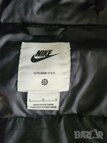 Оригинално Nike яке, снимка 5 - Якета - 53733574