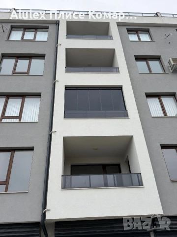 Остъкляване на балкони и тераси тип Хармоника, снимка 2 - Дограми - 53650300