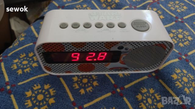 Star Wars radio alarm, снимка 2 - Радиокасетофони, транзистори - 46406253