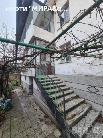 КЪЩА в кв. Изгрев, град Хасково