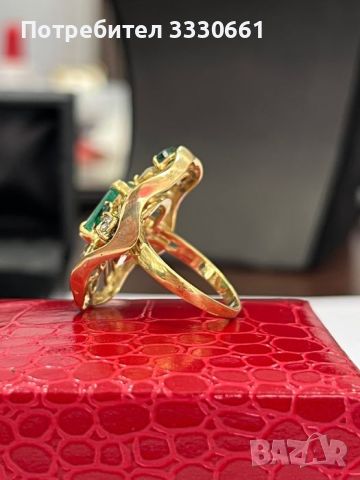 Златен пръстен с брилянти и изумруди, снимка 5 - Пръстени - 45826461
