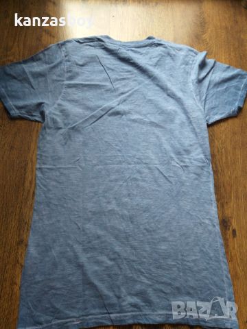 denham - страхотна мъжка тениска КАТО НОВА С, снимка 7 - Тениски - 45718216