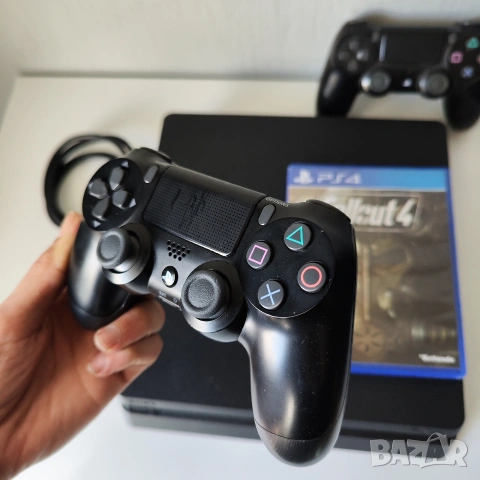 PlayStation 4 Slim + 2 Контролера и Fallout 4 – Готова за Игра, снимка 3 - PlayStation конзоли - 53957288