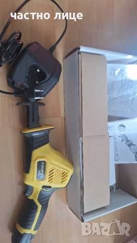 Мини саблен трион в комплект с батерия и зарядно, снимка 2 - Други инструменти - 53002072