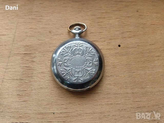 Джобен часовник Молния/Салют/Сатурн, снимка 9 - Антикварни и старинни предмети - 52389888