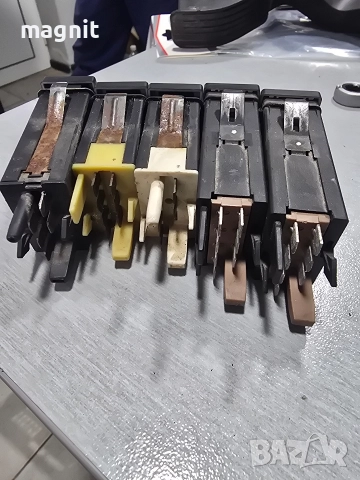 4D0963563D Бутон подгрев седалка за Audi A8 Sedan 4D, снимка 2 - Части - 52574779