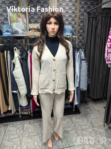 дамски комплект, снимка 2 - Комплекти - 52061891
