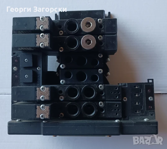 PNEUMAX- серия 2400 сглобена система от клапани, снимка 2 - Други машини и части - 50867737