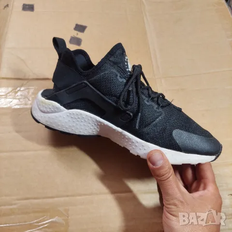 оригинални  маратонки Nike Air Huarache Run Ultra Black номер 39,5-40, снимка 11 - Маратонки - 41396920