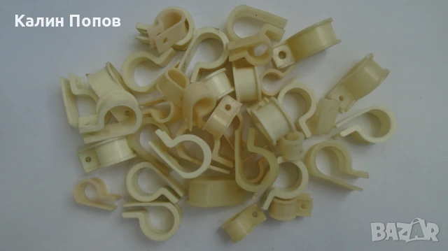 Пластмасови скоби за кабели, снимка 2 - Друга електроника - 38107637