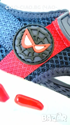 *СВЕТЕЩИ* Сандали за момче със Спайдърмен, снимка 8 - Детски сандали и чехли - 50877847