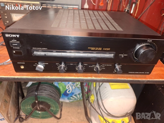 Продава се усилвател Sony TA-F419R.