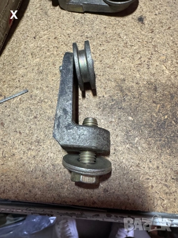 РОЛКА СТРАНИЧНА ВРАТА ГАЗЕЛ 2705-6426066-10 НОВ ОРИГИНАЛЕН, снимка 2 - Части - 53812575