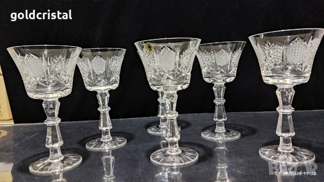 Кристални чаши , снимка 6 - Антикварни и старинни предмети - 37544713