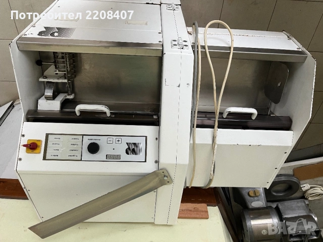 Машина за рязане на хляб професионална, снимка 5 - Друго търговско оборудване - 53569856