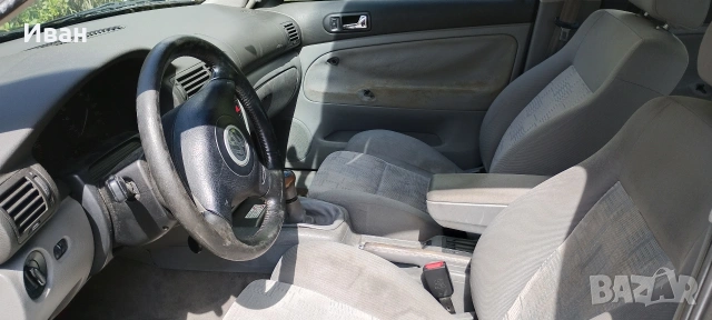 VW Passat B5 1.9 TDI Седан + 2 комплекта гуми с джанти, снимка 16 - Автомобили и джипове - 54189545