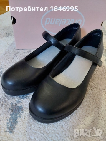 33номер,в отлично състояние,без забележки, снимка 5 - Детски обувки - 52751892