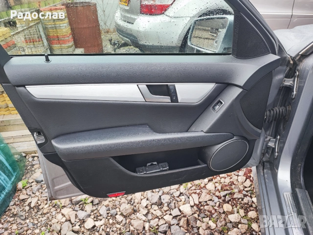 Мерцедес C 250 CDI 204 коня На Части седан авангард W204, снимка 15 - Автомобили и джипове - 54092796