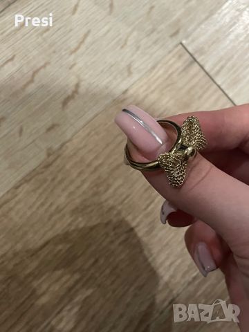 Марков, позлатен пръстен с релефни форми, снимка 3 - Пръстени - 45575051
