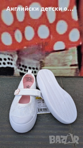 Английски детски кецки/пантофки-Matalan, снимка 6 - Детски пантофи - 52649771