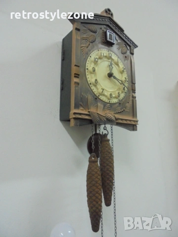№ 8503 Стар руски стенен часовник МАЯК , снимка 2 - Антикварни и старинни предмети - 53526845