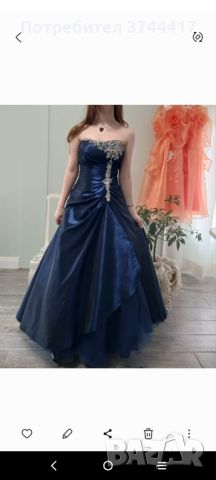 Много Красива Елегантна оригинална маркова рокля , снимка 1 - Рокли - 46349238
