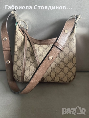 Чанта реплика на известен бранд