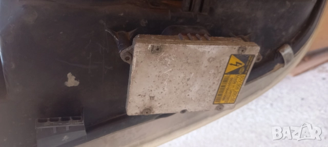 Десен фар Nissan Primera III P12 - XENON, снимка 4 - Части - 51556139