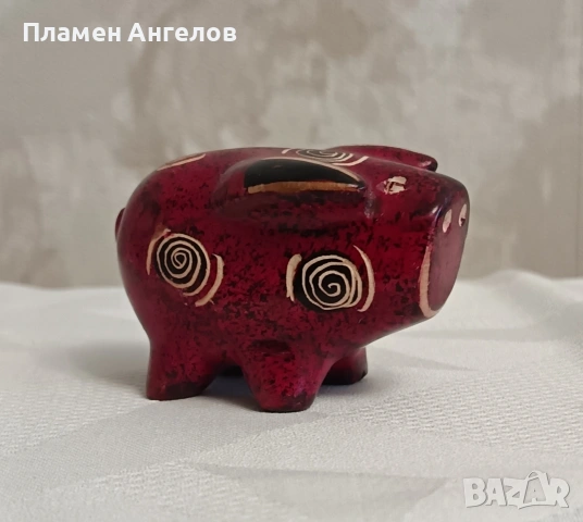 Автентична фигурка "Прасенце" от африкански сапунен камък. Ръчна изработка. 