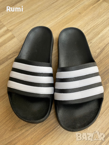 Оригинални черни чехли Adidas ! 36 н, снимка 3 - Чехли - 45032713
