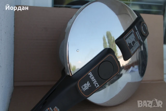 Немска тенджера под налягане ''WMF'' , снимка 4 - Съдове за готвене - 50584980