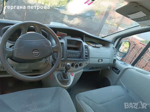Opel Vivaro, снимка 10 - Бусове и автобуси - 46240164