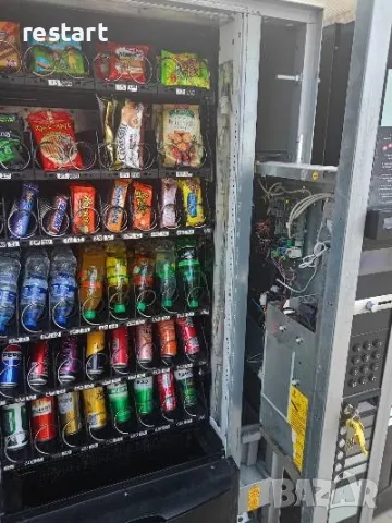Продавам вендинг автомат Necta Sfera - Напълно работещ сфера вендинг автомат sfera vending , снимка 2 - Вендинг машини - 50124420