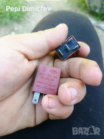 Реле Renault Clio Laguna Megane Scenic Trafic Кафяво 8200263342 12V 20A