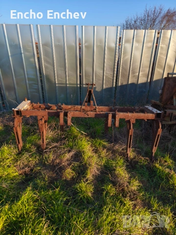 Чизъл за Лавандула