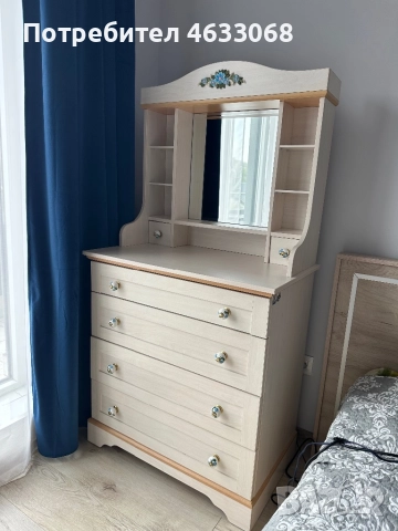 Шкаф с огледало