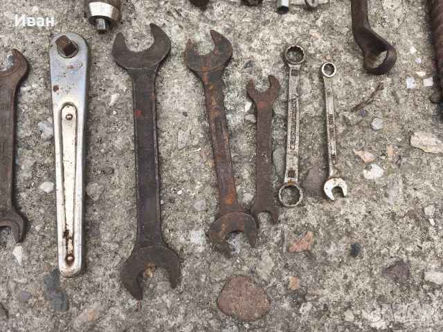 Лот инструменти / Цената е за всичко , снимка 9 - Ключове - 54104612