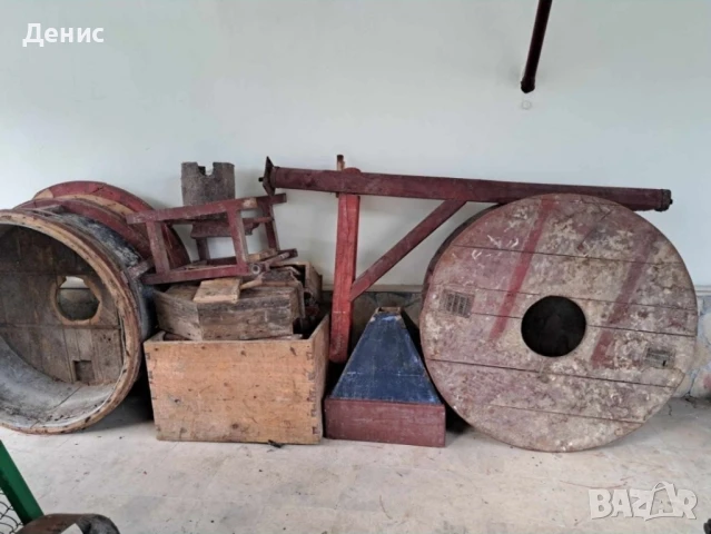 Продавам стара мелница, демонтирана., снимка 2 - Други машини и части - 50729089