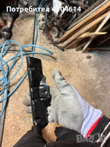 Стойка(планка) за закрепване на акумолатора на Мерцедес Mercedes само за 20Eur. 2126280041