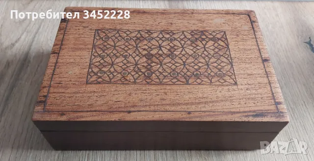 кутия дървена масивна за ценители отлична , снимка 1
