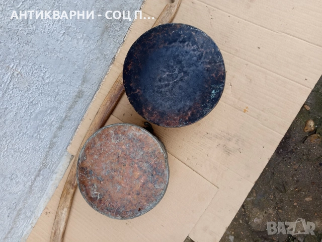 Комплект Соц Стари Ръчно Ковани Медни Менци С Кобилица 2×12лт. Номер 519., снимка 7 - Антикварни и старинни предмети - 53225067