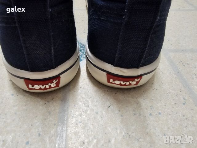 Levi's оригинални гуменки, снимка 5 - Дамски ежедневни обувки - 45796597
