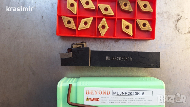 стругарски нож + 10 броя пластини, снимка 2 - Други инструменти - 53431130