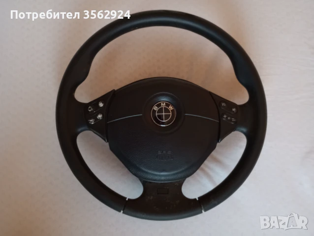 Продавам м фейс волан 