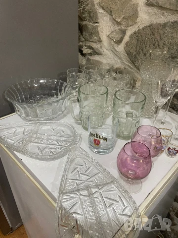 Лот стъклария